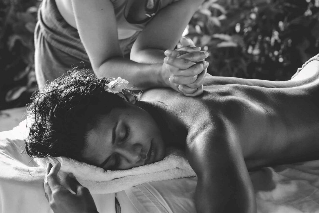 Women Getting a nice Massage on her Back, 5 secrets to body recovery