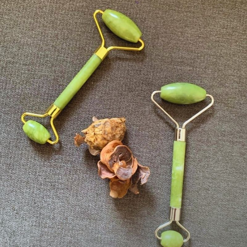 Soothing Stone Roller Beauty Routine jade